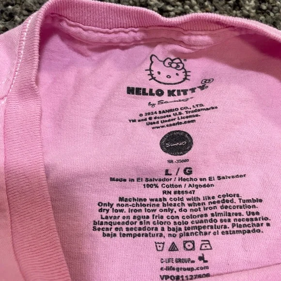 Hello Kitty Crop Tee - Picture 3 of 4